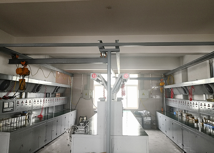 發(fā)信盤(pán)安裝檢測(cè)臺(tái)